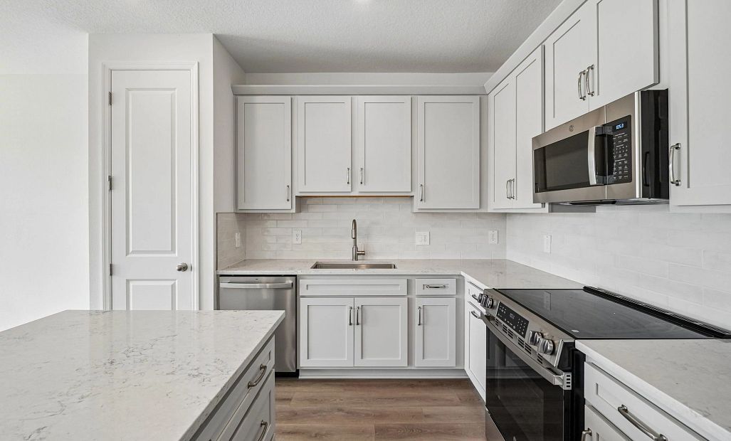 This stunning kitchen features our AW Collection® Milan