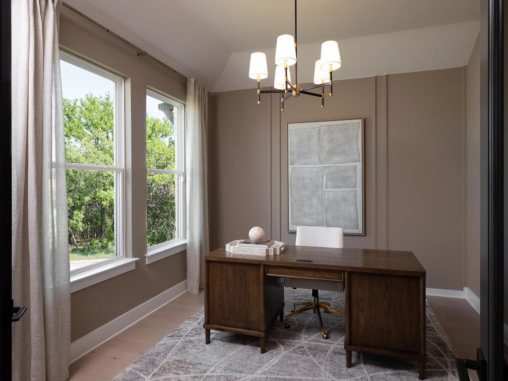 Megan's Landing - Milam Interior Image 2