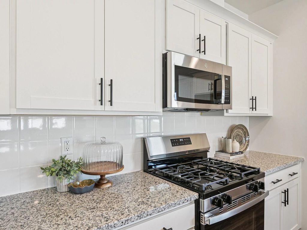 Crescent Mills - Caswell II Interior Image 2