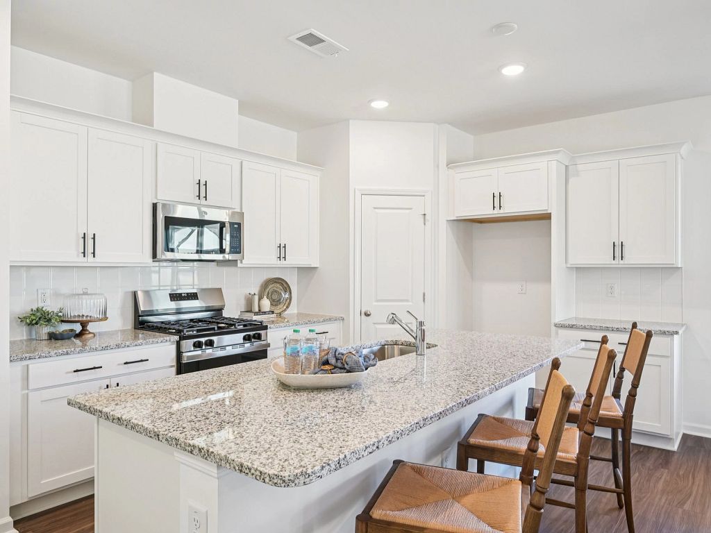 Crescent Mills - Caswell II Interior Image 3