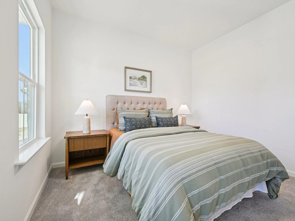 Crescent Mills - Caswell II Interior Image 5