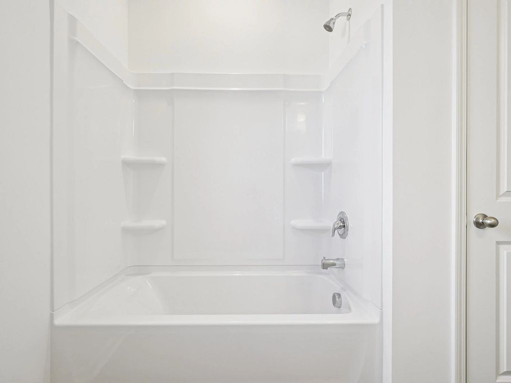 Crescent Mills - Caswell II Interior Image 7