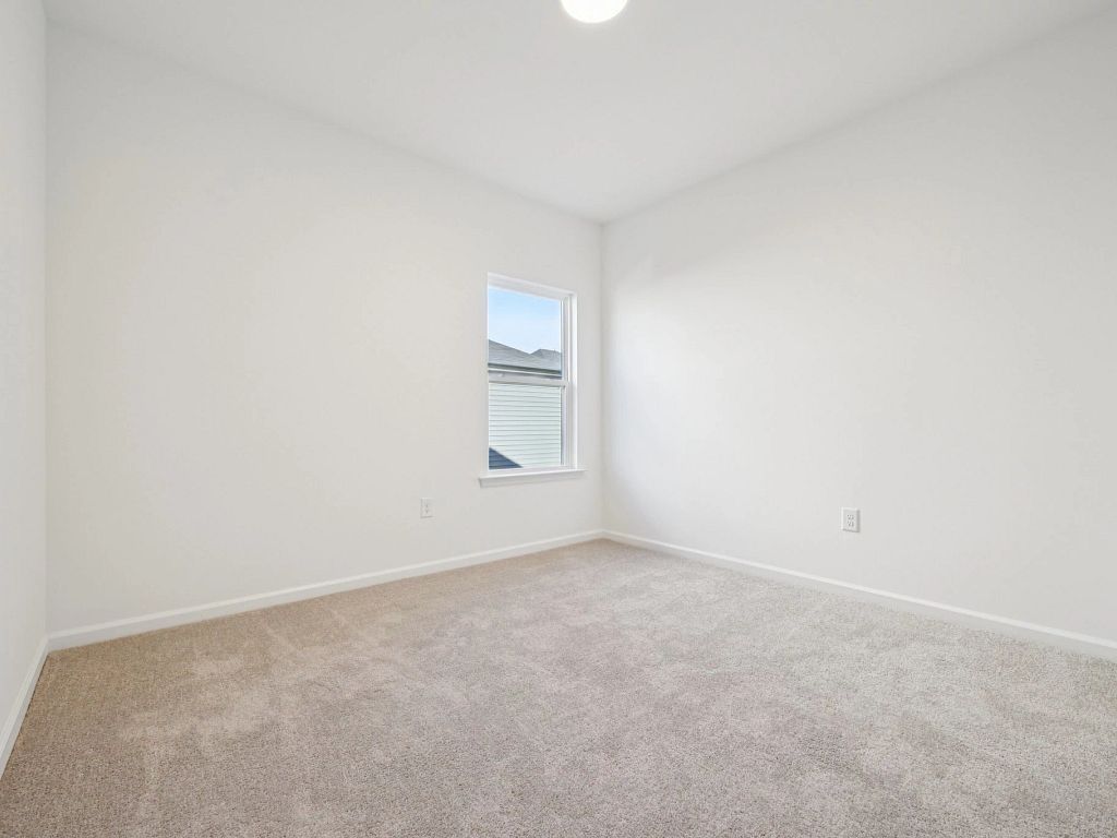 Crescent Mills - Caswell II Interior Image 8