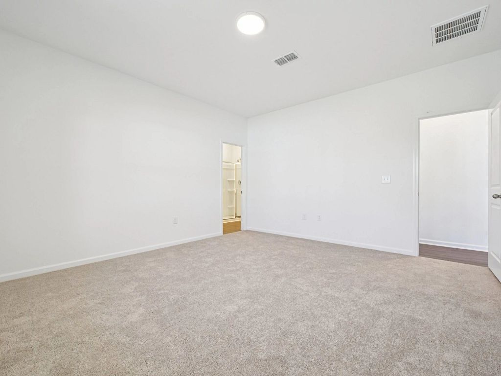 Crescent Mills - Caswell II Interior Image 13