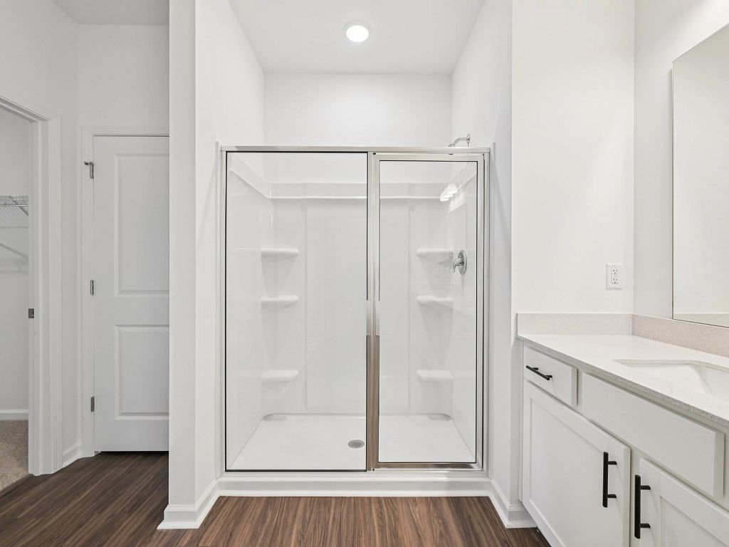 Crescent Mills - Caswell II Interior Image 16