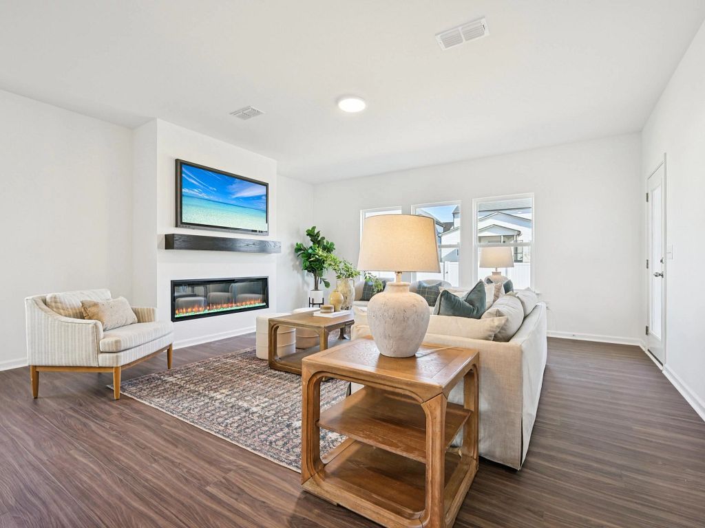 Crescent Mills - Caswell II Interior Image 22
