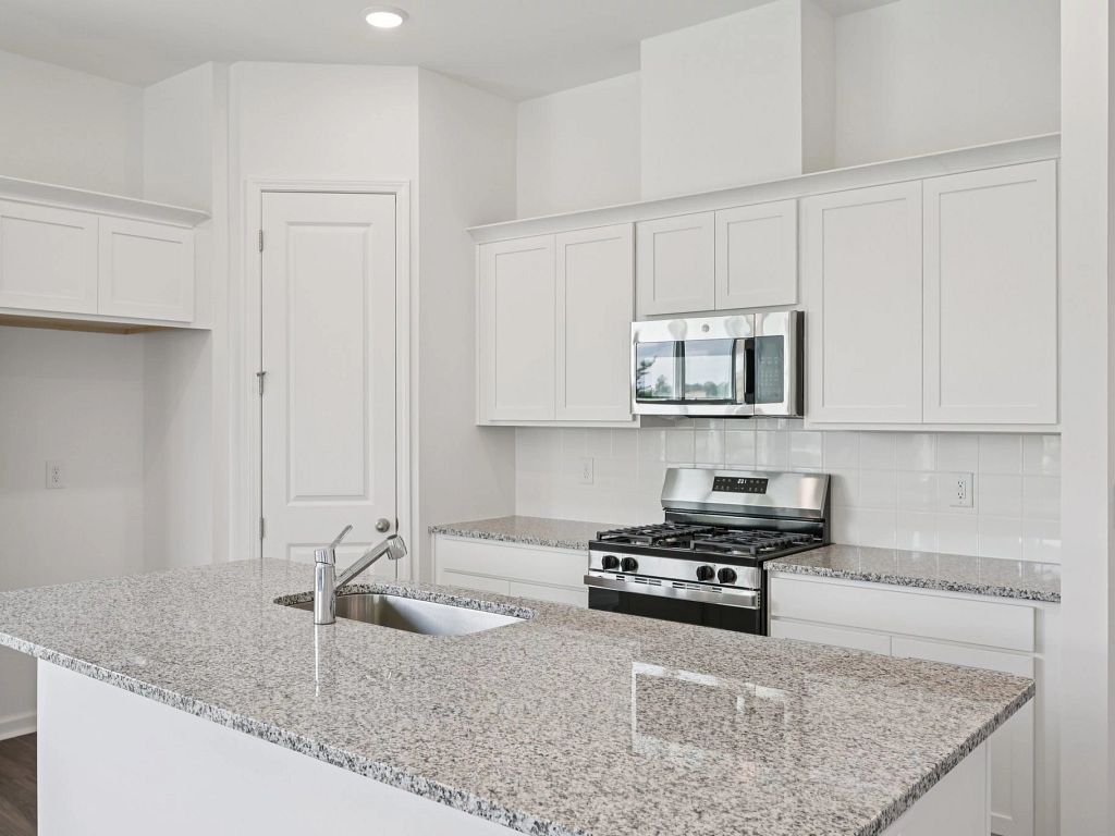 Crescent Mills - Caswell Interior Image 5
