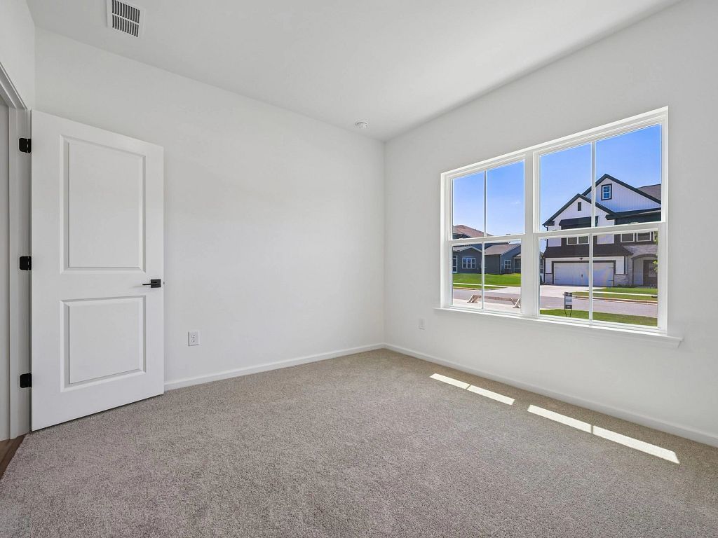 Crescent Mills - Craven Interior Image 17