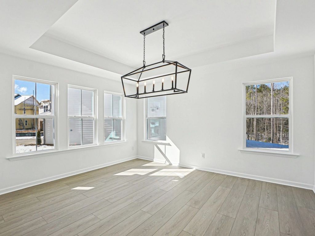 The Point - Caroline Interior Image 17