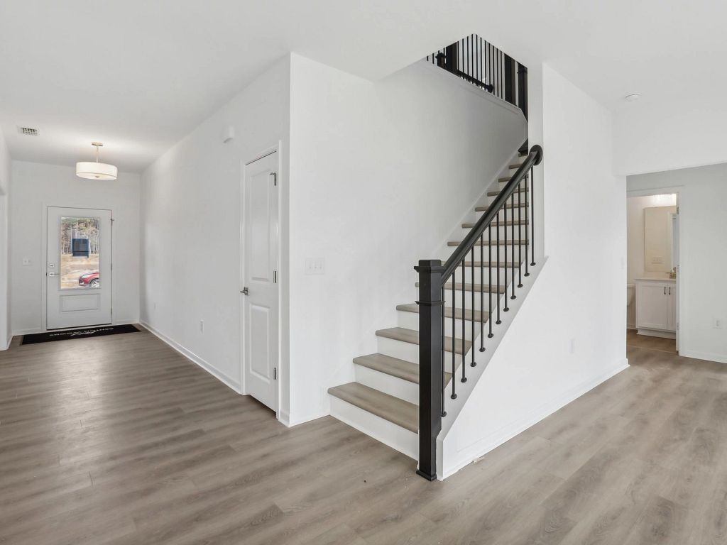 The Point - Caroline Interior Image 19