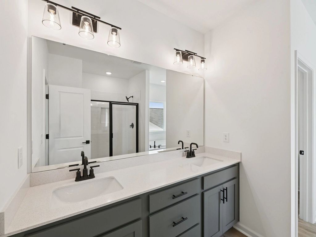 The Point - Caroline Interior Image 35