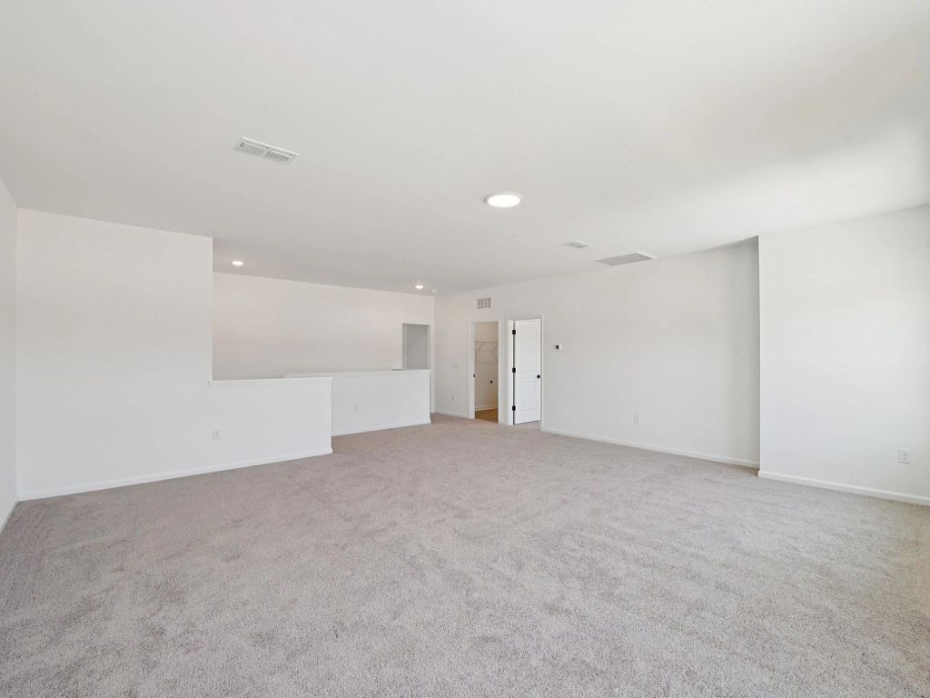 The Point - Caroline Interior Image 43
