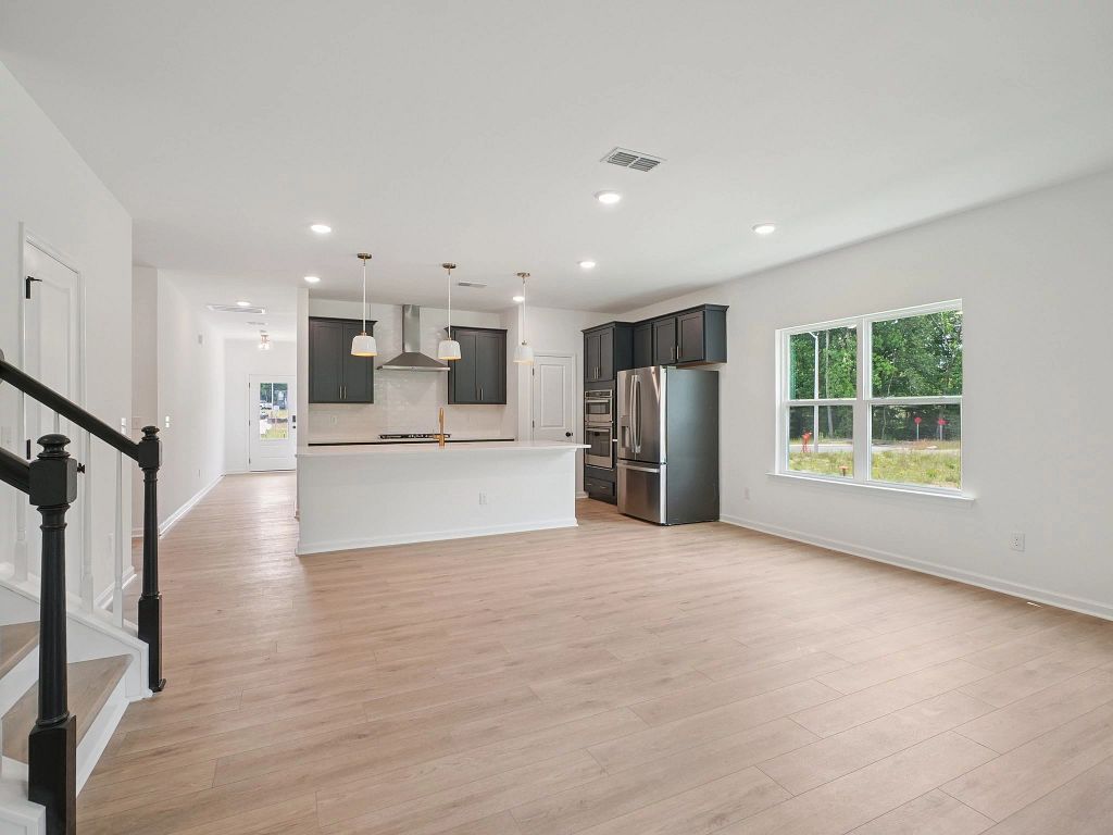 The Point - Hyde Interior Image 3