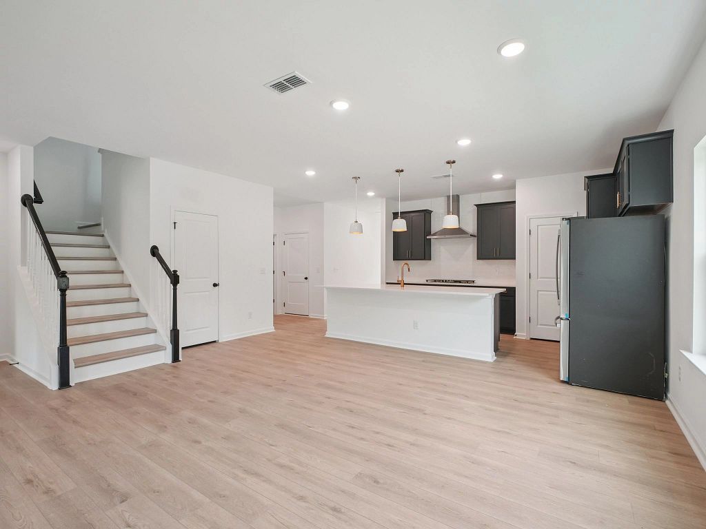 The Point - Hyde Interior Image 4