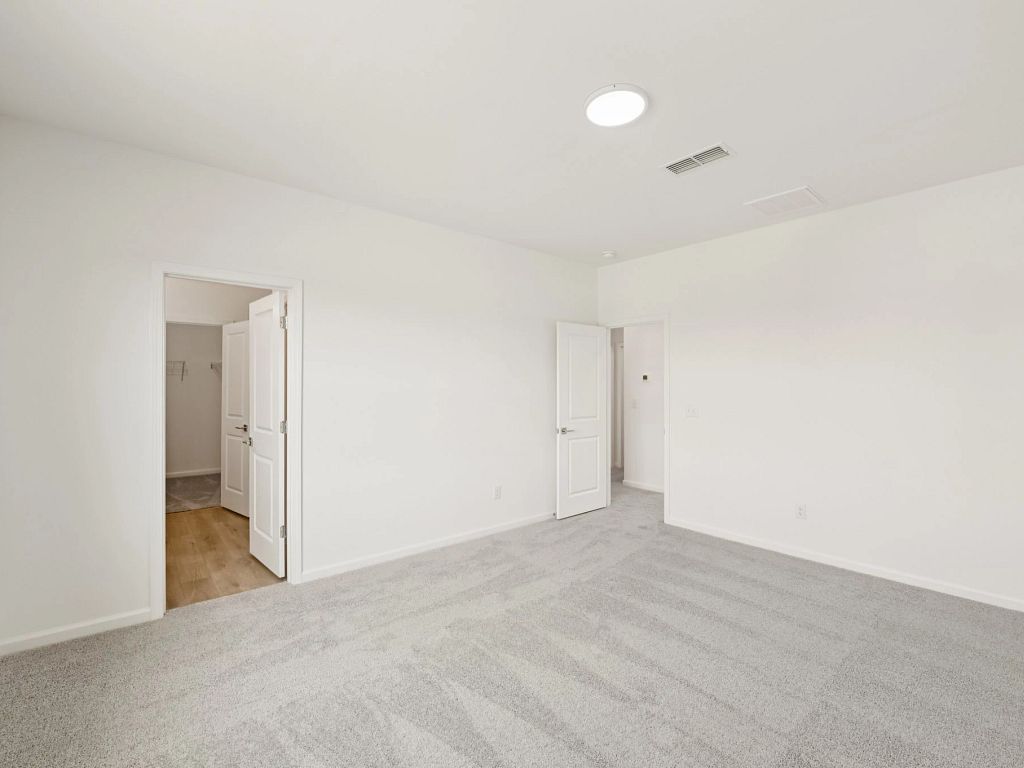 The Point - Genna Interior Image 12