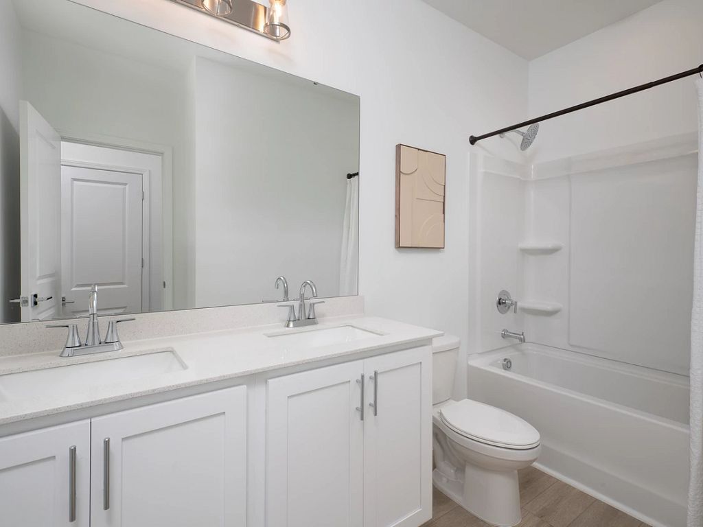 The Point - Murphy Interior Image 7