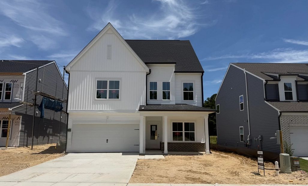 909 Fetching Place (Leland)