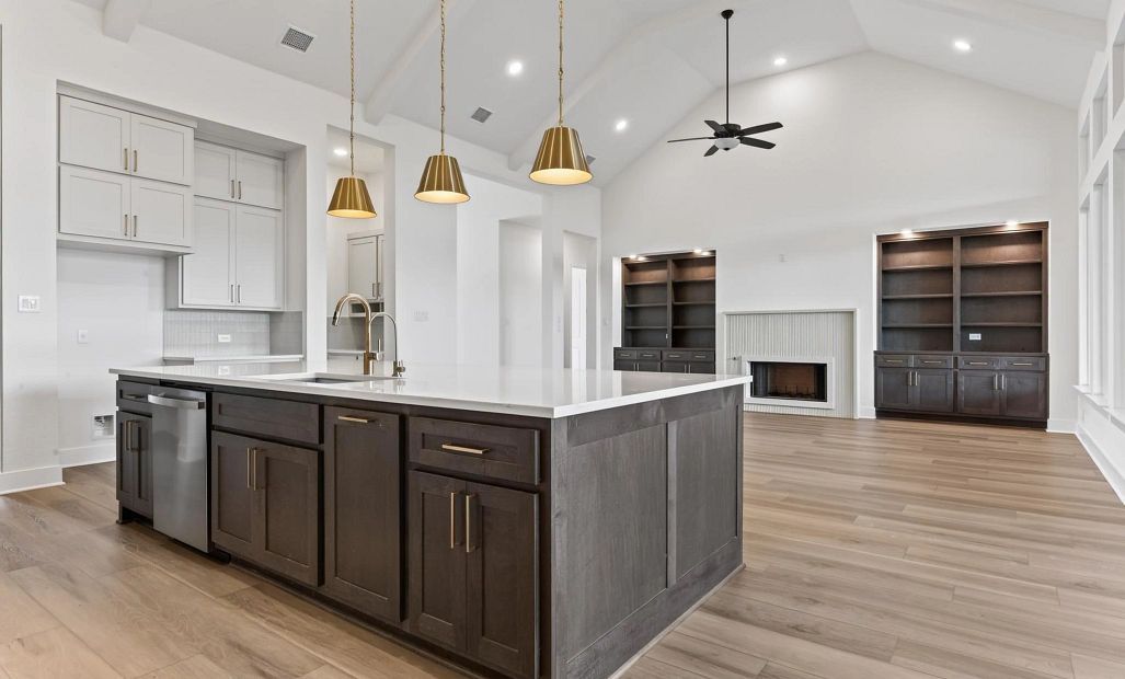 Kitchen & Family