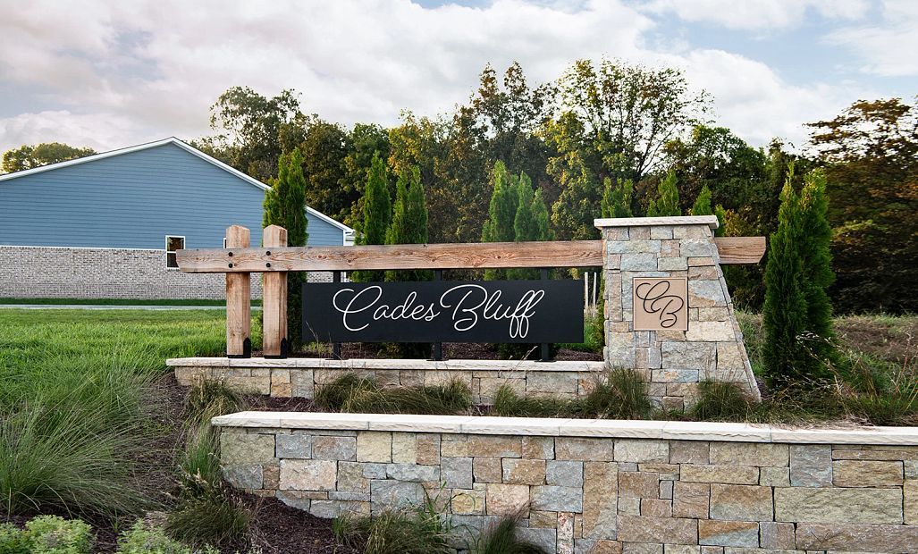 Welcome to Cades Bluff!