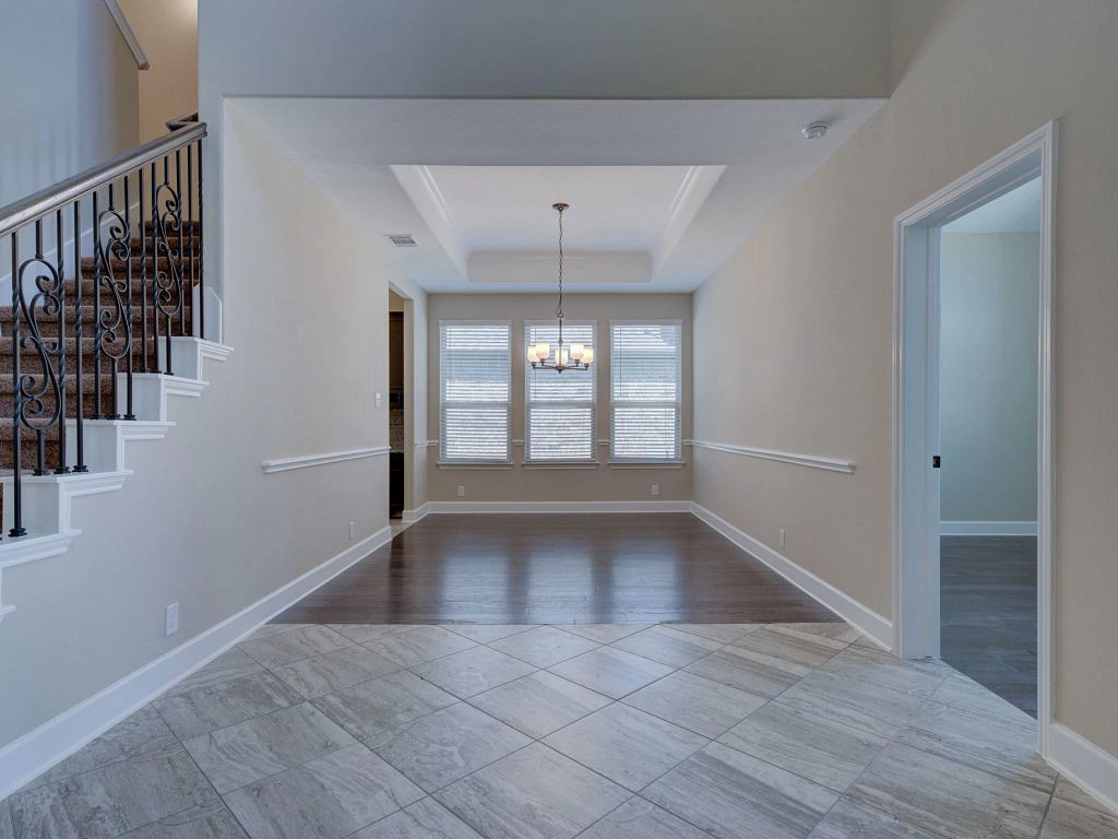 Megan's Landing - Parker Interior Image 2