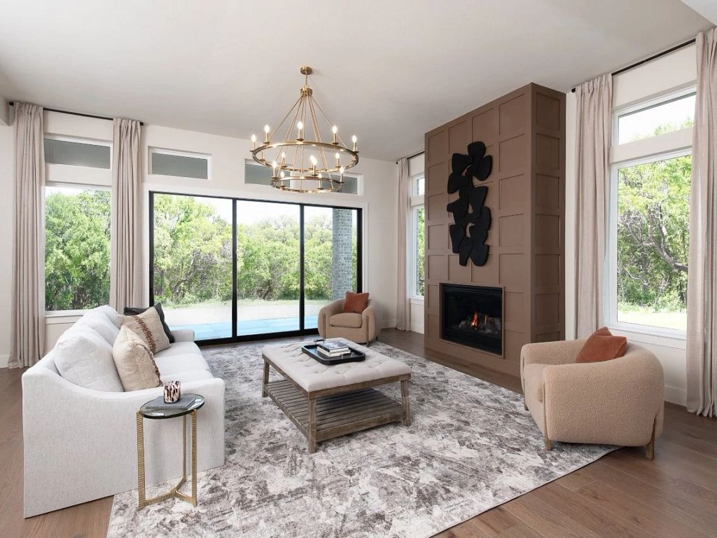 Lagos Reserve - Graham Interior Image 4