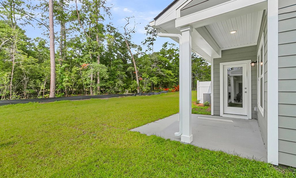 Representative sample Palmetto floorplan with our Artisan Collection.