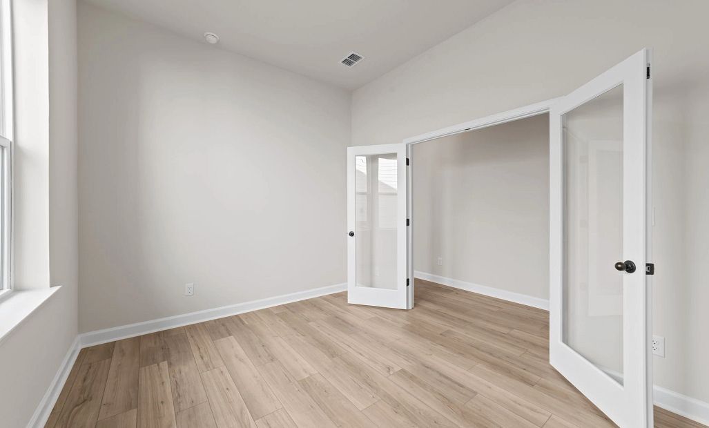 Similar Valencia floorplan at Blue Heron Retreat