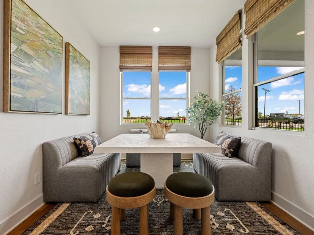 Lagos Reserve - Sawgrass Interior Image 8