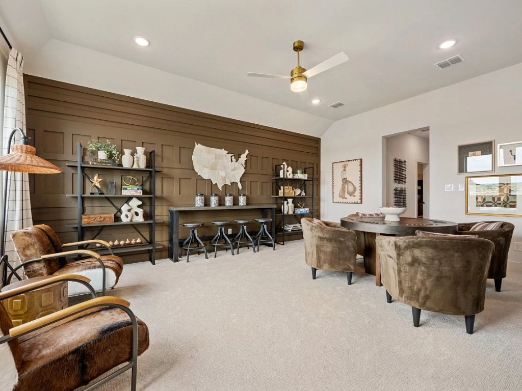 Lagos Reserve - Sawgrass Interior Image 13
