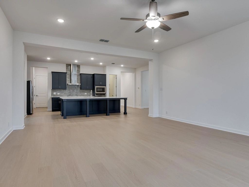 Saddlebrook Ranch - Blanco Interior Image 3