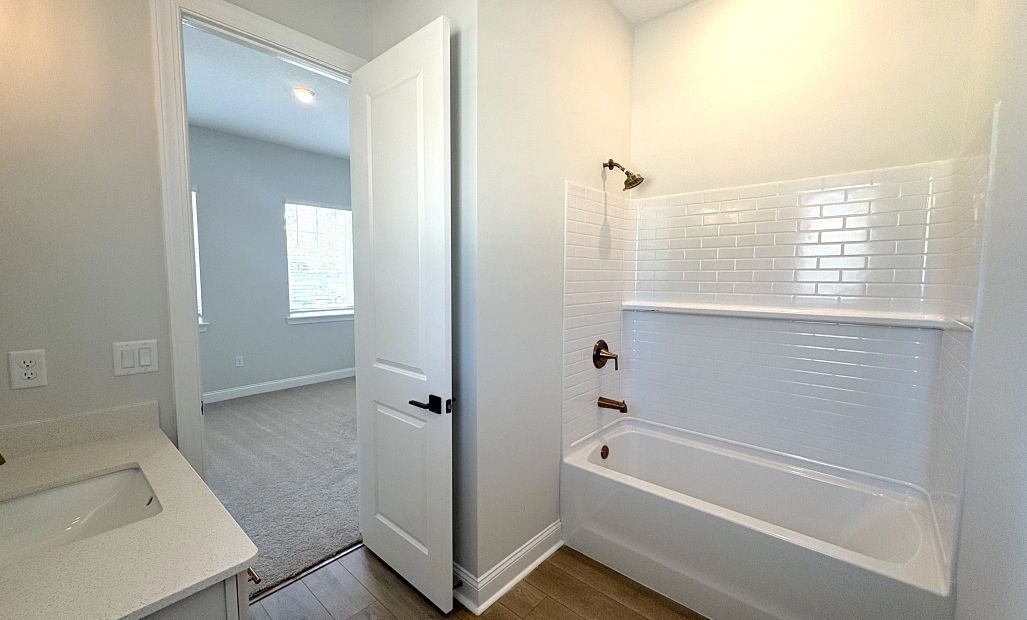 Bathroom 3 connected to bedroom 3