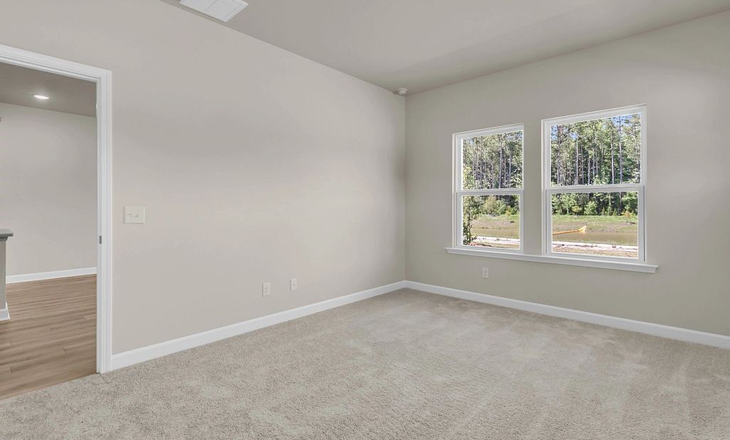 Similar Palmetto floorplan. Features and finishes may vary.