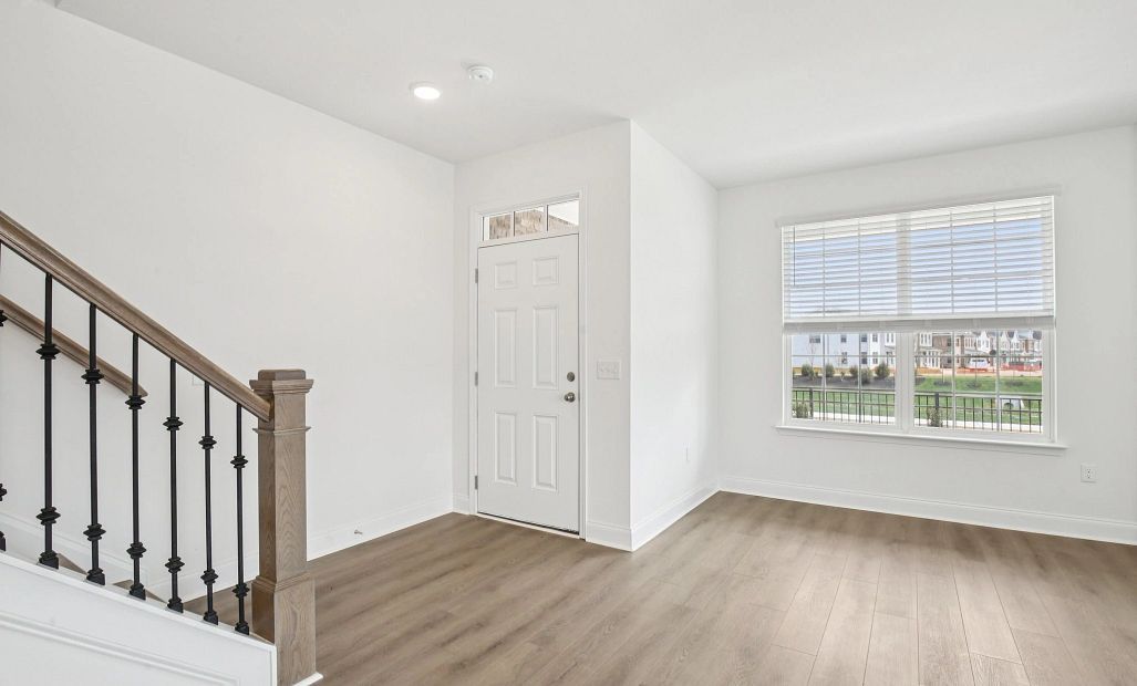 Entry | For representation purposes only. Options and layout may vary by community and home plan.