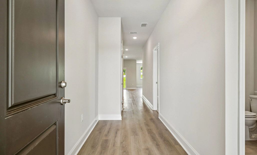 Foyer | For representation purposes only. Options and layout may vary by community and home plan.