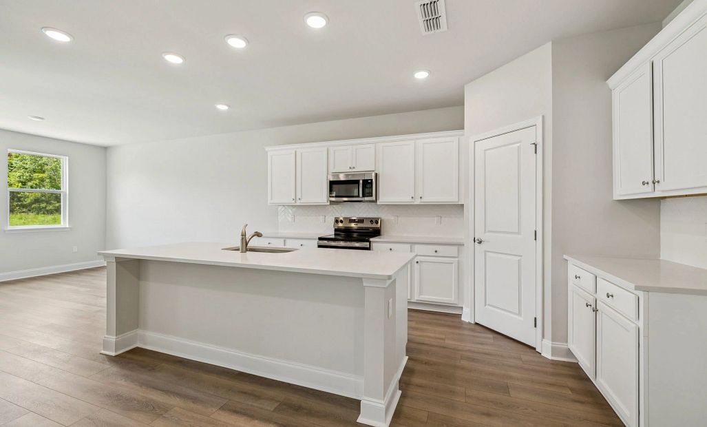 Kitchen | For representation purposes only. Options and layout may vary by community and home plan.