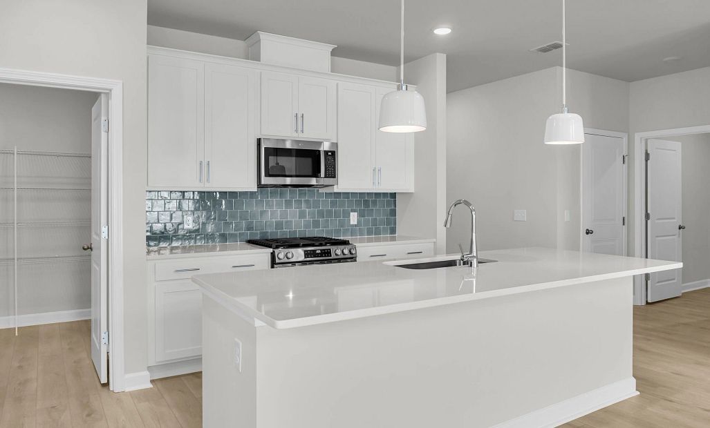 Similar Harrison floorplan. Features and finishes may vary.