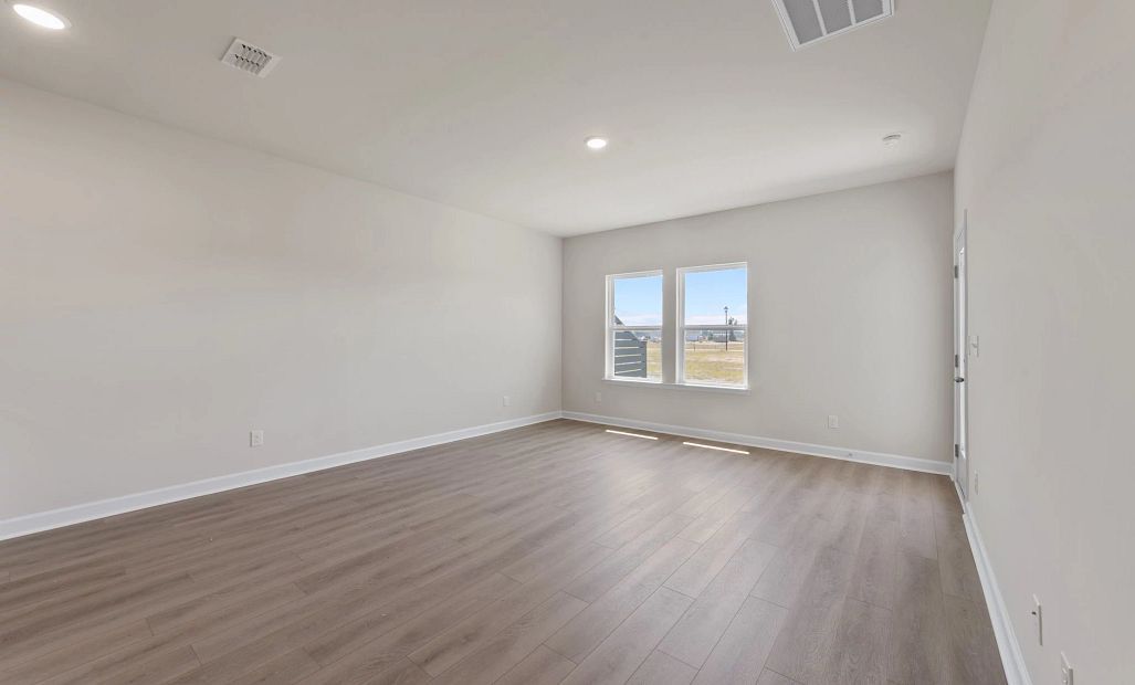 Similar Palmetto floorplan with Artisan Collection - Features and finishes may vary