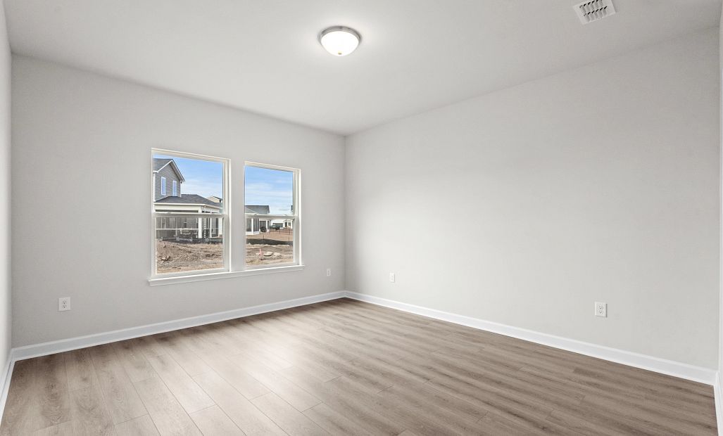 Similar Madison floorplan. Features and finishes vary.