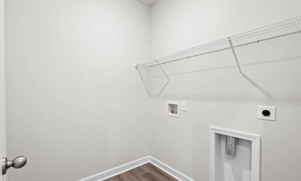 Similar Madison floorplan. Features and finishes vary.