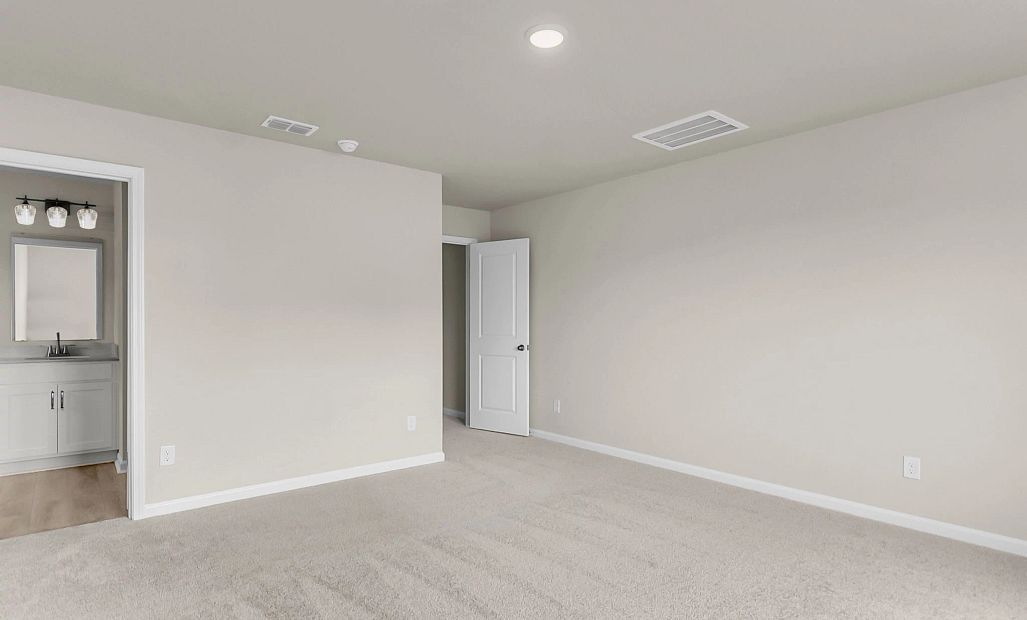 Similar Monroe floorplan with the Timeless Collection. Features and finishes may vary.