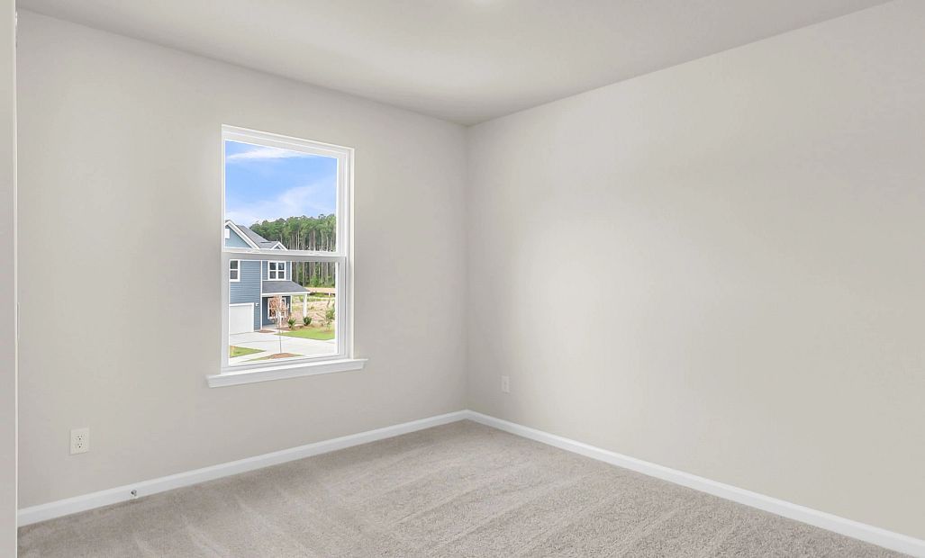 Similar Monroe floorplan with the Timeless Collection. Features and finishes may vary.