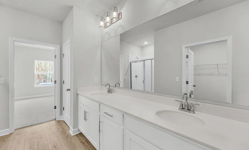 Similar McKinley floorplan with the Coastal Collection. Features and finishes may vary.