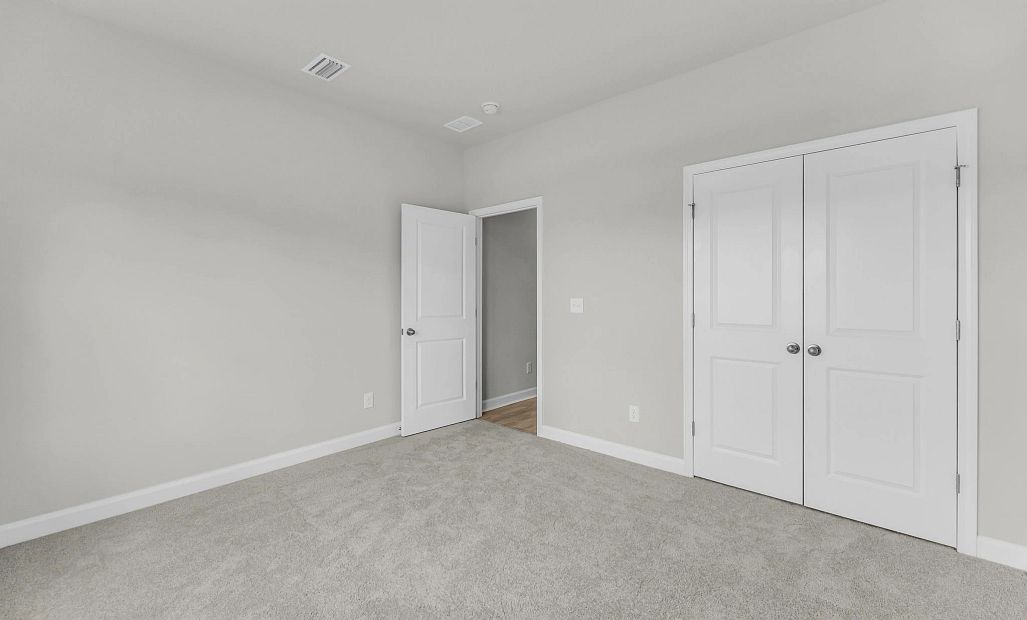 Similar McKinley floorplan with the Coastal Collection. Features and finishes may vary.