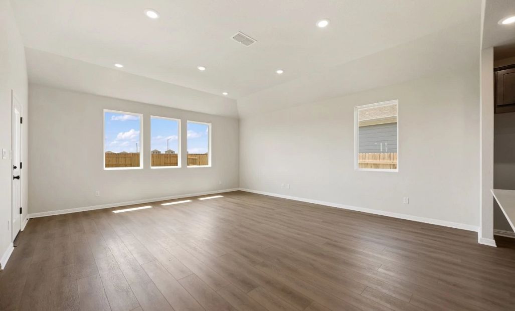 Family Room & Breakfast Area