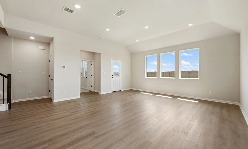 Family Room & Breakfast Area
