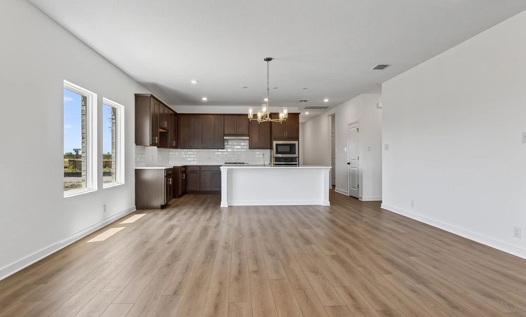 Representative image of Kitchen & Family