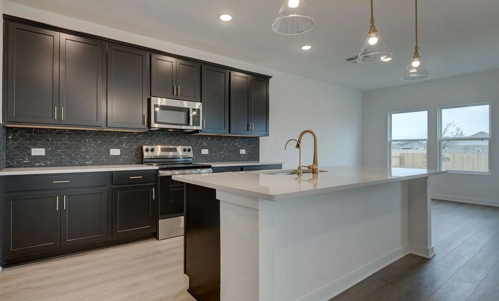 Representative image of Kitchen & Breakfast