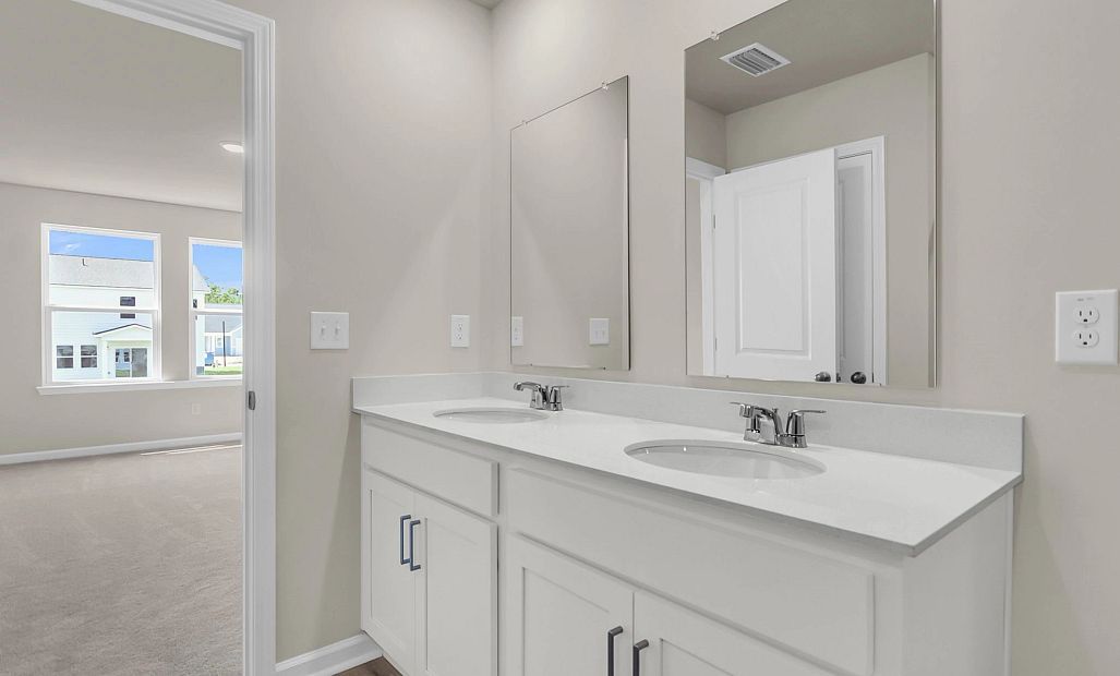 Similar Murray home with Timeless Collection