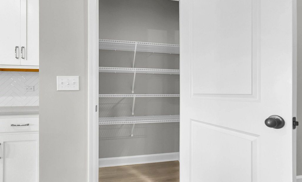 Similar McKinley floorplan with Timeless Collection. Features and finishes vary.
