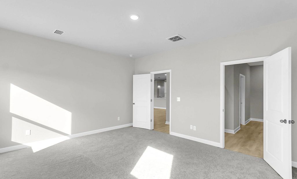 Similar McKinley floorplan with Timeless Collection. Features and finishes vary.